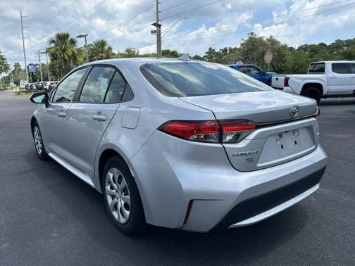 Classic Silver Metallic 2022 Toyota Corolla LE