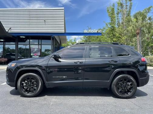 2023 Jeep Cherokee Altitude