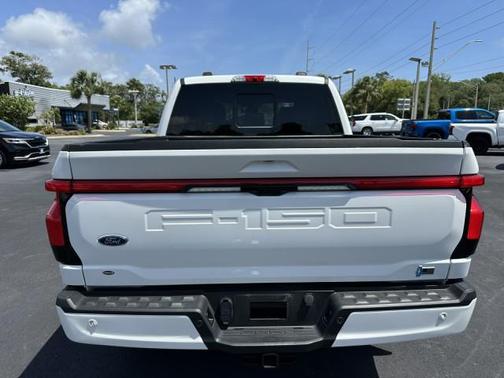 Star White Metallic Tri-Coat 2023 Ford F-150 Lightning LARIAT