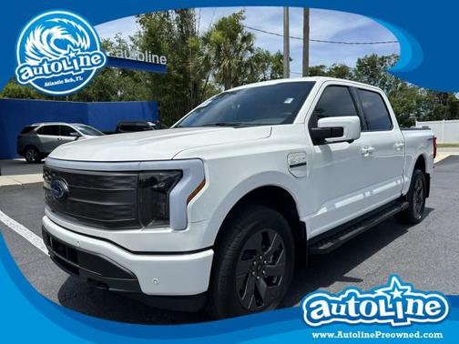 Star White Metallic Tri-Coat 2023 Ford F-150 Lightning LARIAT