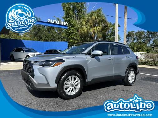 Sonic Silver 2022 Toyota Corolla Cross LE