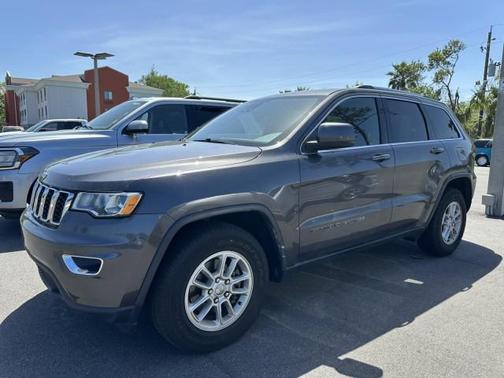 2020 Jeep Grand Cherokee Laredo