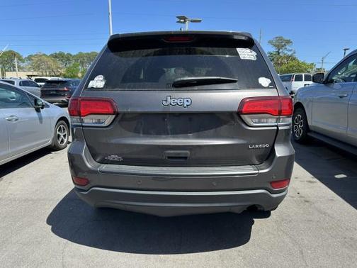 2020 Jeep Grand Cherokee Laredo