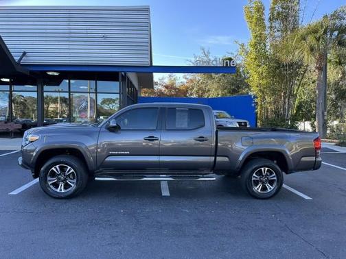 2017 Toyota Tacoma TRD Sport