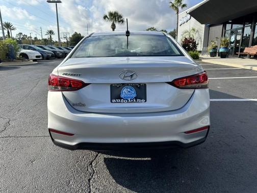 2022 Hyundai Accent SEL