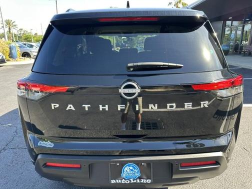 Super Black 2025 Nissan Pathfinder SV FWD