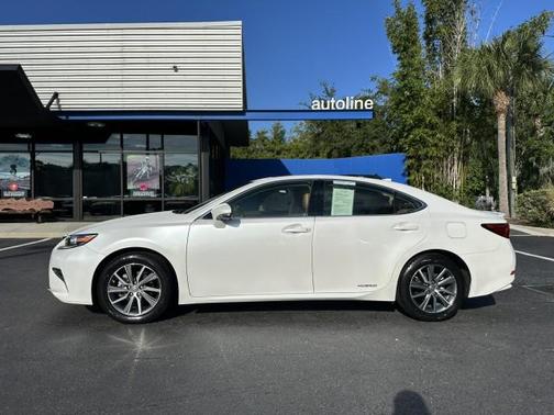 2016 Lexus ES 300h Base
