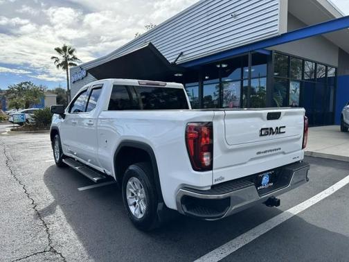 2022 GMC Sierra 1500 SLE