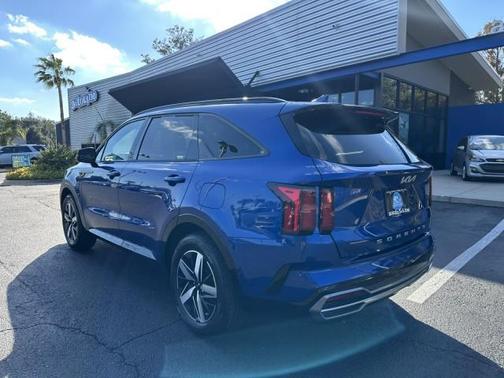 2022 Kia Sorento S