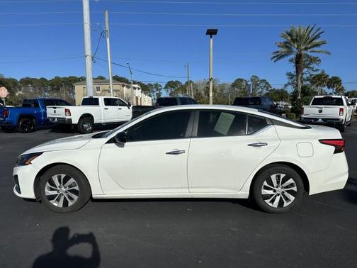 2024 Nissan Altima S FWD