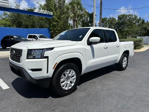 2022 Nissan Frontier SV