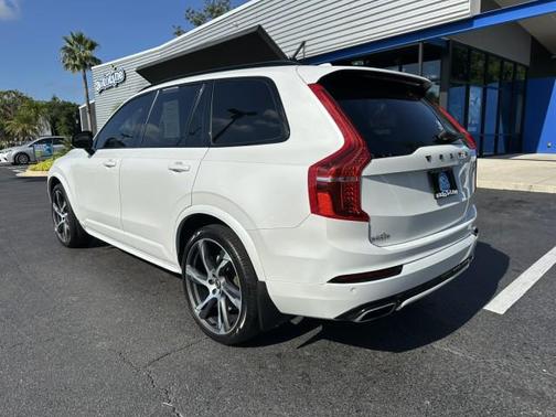 2020 Volvo XC90 T5 R-Design