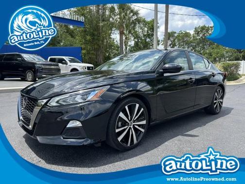 2022 Nissan Altima SR FWD