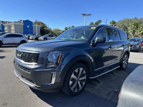 2022 Kia Telluride S