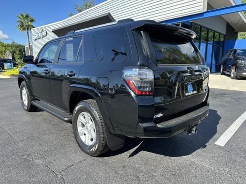2023 Toyota 4Runner SR5