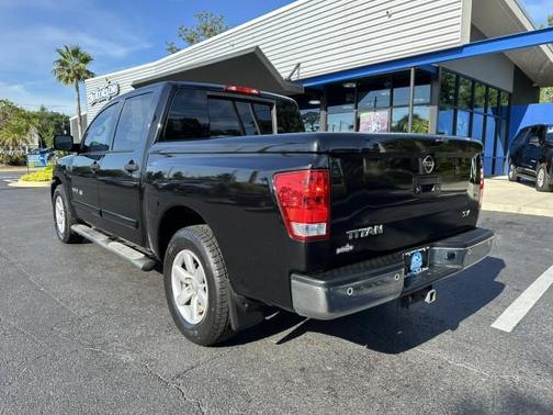 2013 Nissan Titan SV