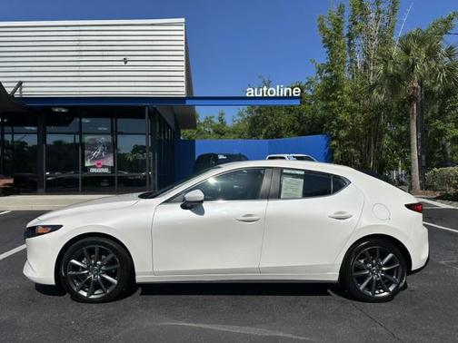 2023 Mazda Mazda3 FWD w/Preferred Package