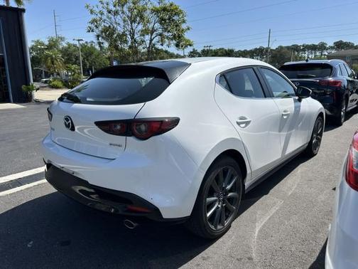 2023 Mazda Mazda3 FWD w/Preferred Package