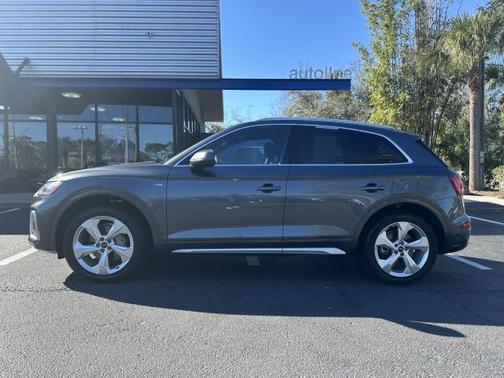2022 Audi Q5 45 S line Premium Plus