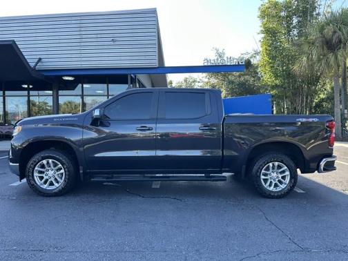 Dark Ash Metallic 2024 Chevrolet Silverado 1500 LT