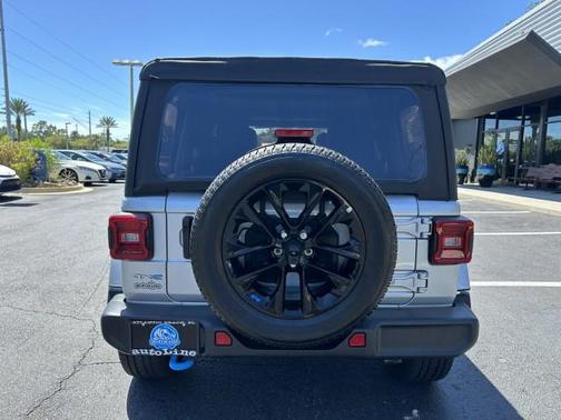 2022 Jeep Wrangler Unlimited 4xe Sahara