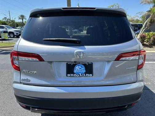 Lunar Silver Metallic 2022 Honda Pilot 2WD Special Edition
