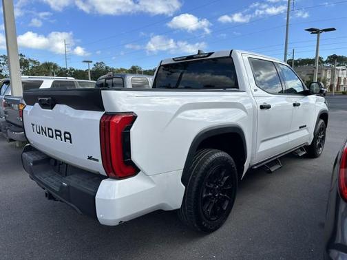 2022 Toyota Tundra SR5