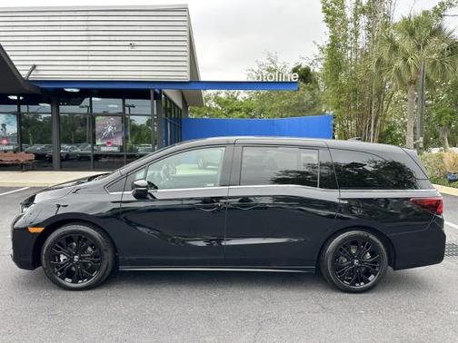Crystal Black Pearl 2025 Honda Odyssey Sport-L