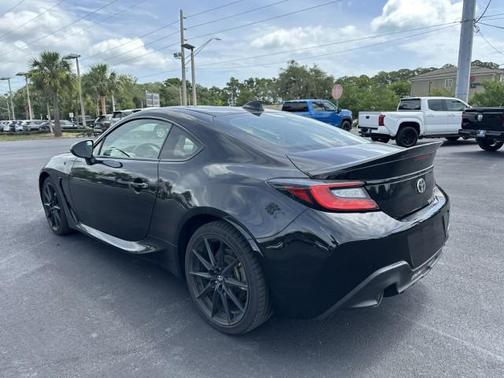 Raven 2024 Toyota GR86 Premium