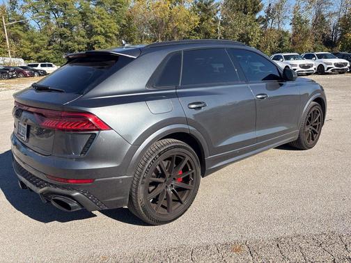 Daytona Gray Pearl Effect 2021 Audi RS Q8 4.0T quattro