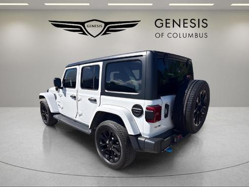 Bright White Clearcoat 2022 Jeep Wrangler Unlimited 4xe Sahara