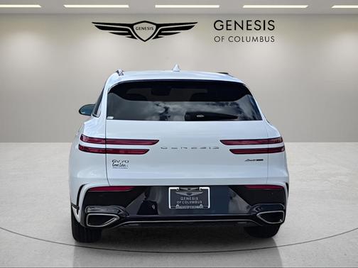 Uyuni White 2026 Genesis GV70 3.5T Sport Advanced