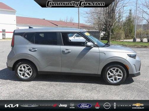 2023 Kia Soul LX