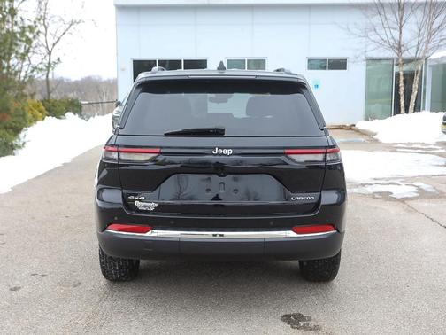 2023 Jeep Grand Cherokee Laredo