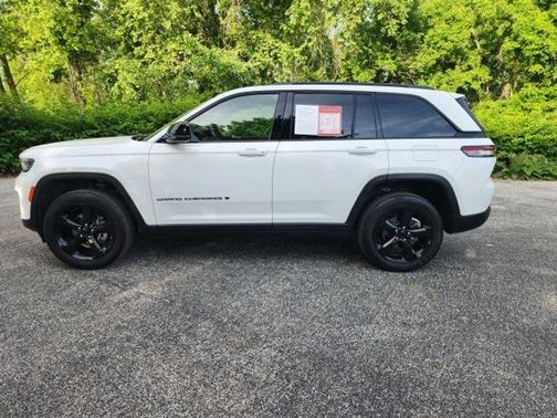 2023 Jeep Grand Cherokee Altitude