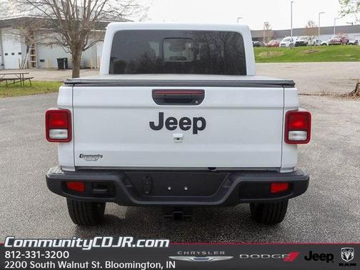 2025 Jeep Gladiator Sport