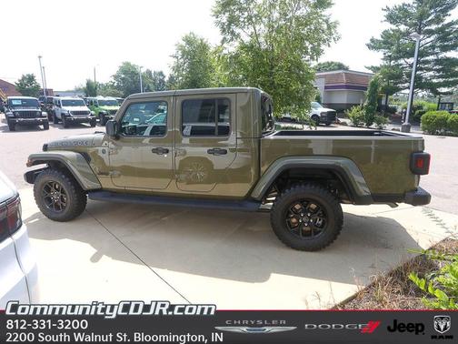 2025 Jeep Gladiator Sport