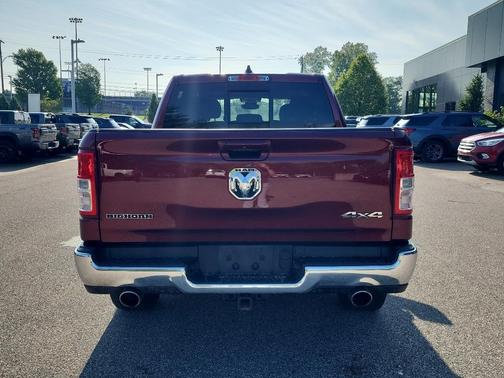 Delmonico Red Pearlcoat 2022 RAM 1500 Big Horn