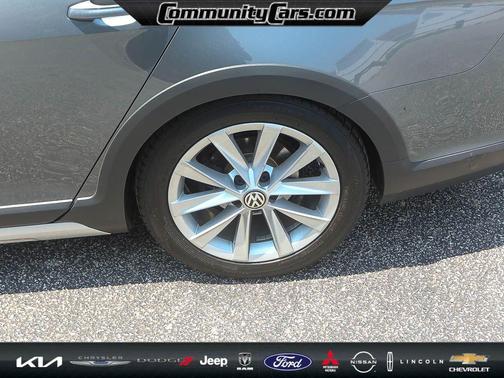 2019 Volkswagen Golf Alltrack TSI S
