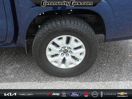2022 Nissan Frontier SV
