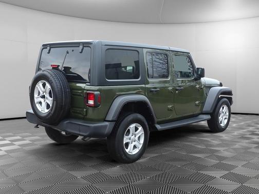2022 Jeep Wrangler Unlimited Sport