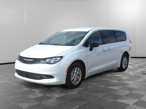 2026 Chrysler Voyager LX