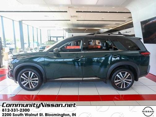 2025 Nissan Pathfinder Platinum