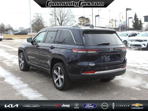 2022 Jeep Grand Cherokee 4xe Base