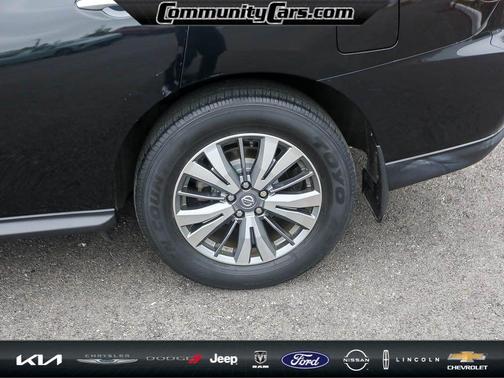 2020 Nissan Pathfinder SL