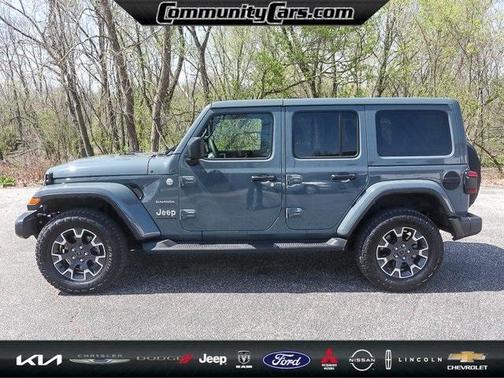 2024 Jeep Wrangler Sahara