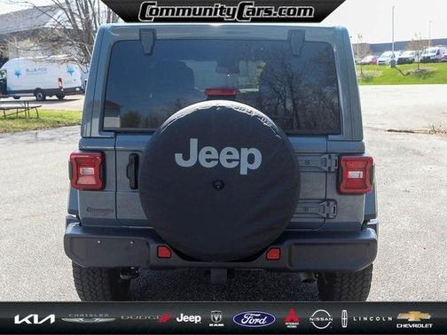 2024 Jeep Wrangler Sahara
