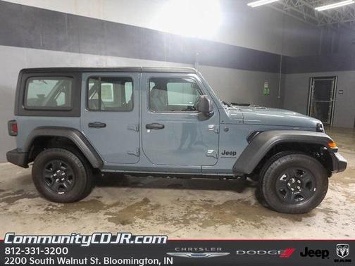 2025 Jeep Wrangler Sport
