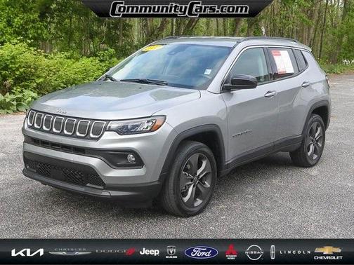 2022 Jeep Compass Latitude Lux