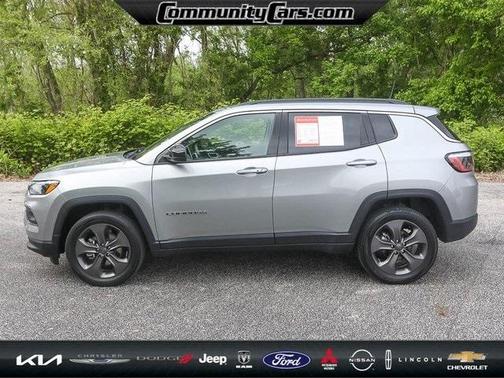 2022 Jeep Compass Latitude Lux